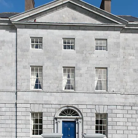 Konukevi House Crosshaven
